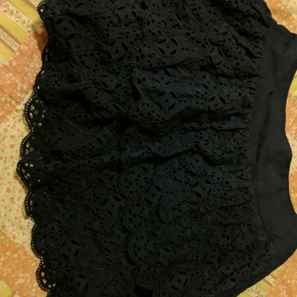 Lace navy skirt